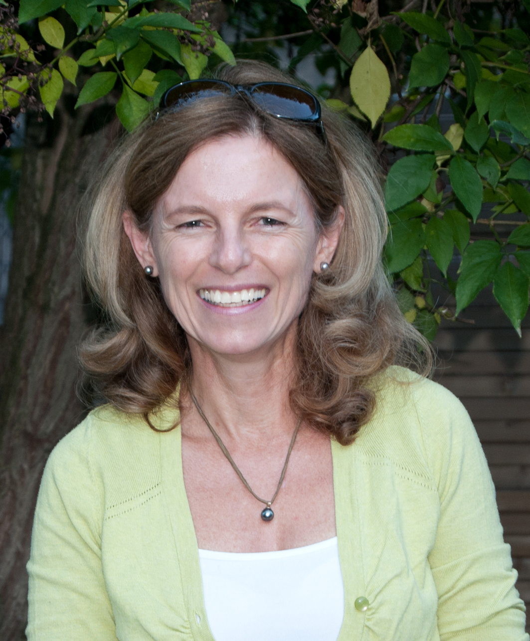 Ingeborg Braun-Frederick, Goldschiedemeisterin und Restauratorin im Gold- und Silberschmiedehandwerk